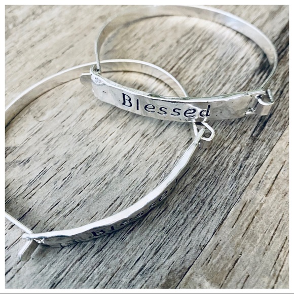 SET OF 2 BLESSED SILVER STAINLESS STEEL BANGLE - Picture 5 of 5